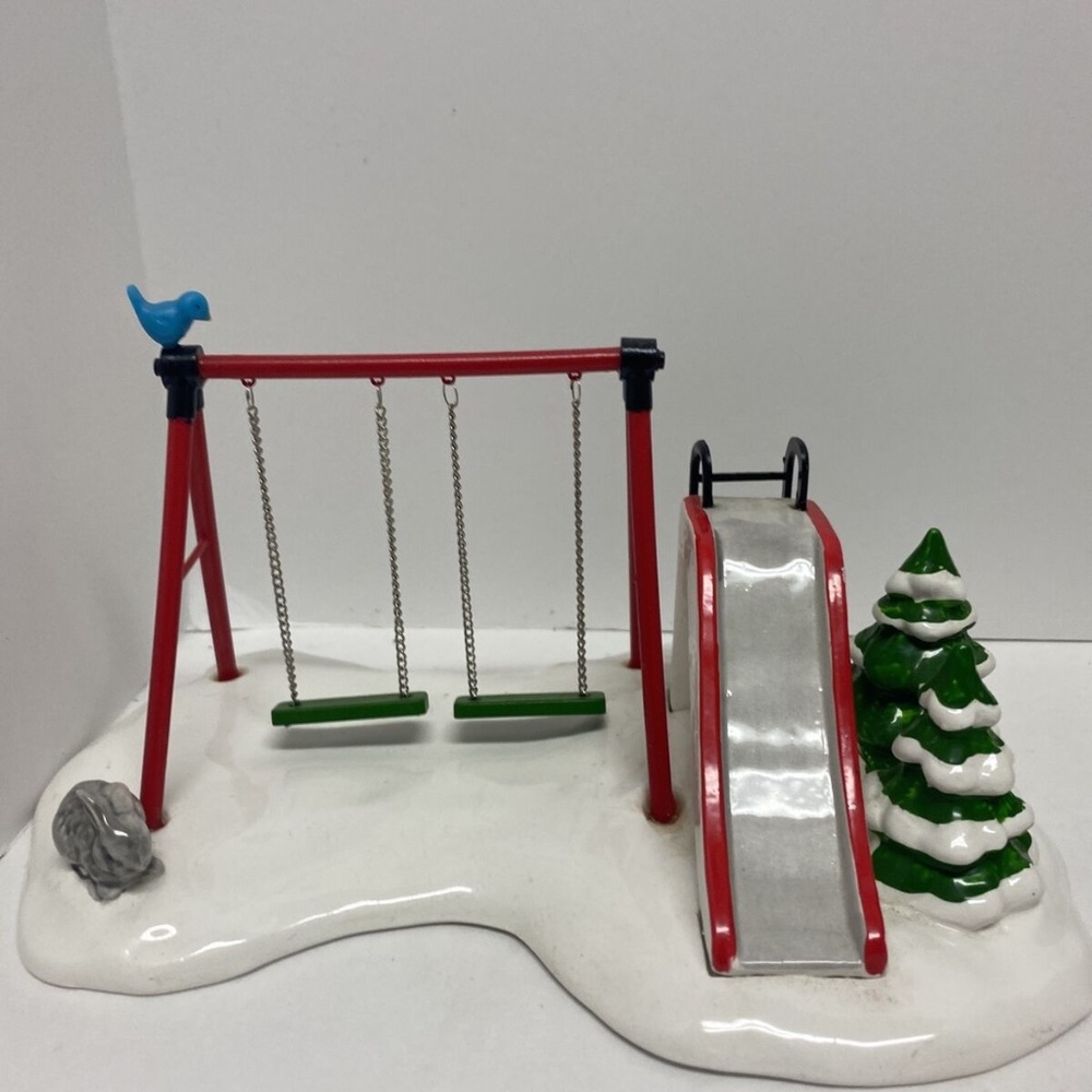 Snow Village department 56 RETIRED 1992 "Winter Playground" #5436-4